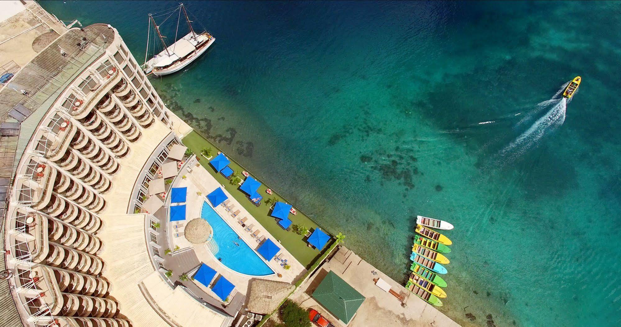 Grand Hotel y Casino Port Vila Exterior foto